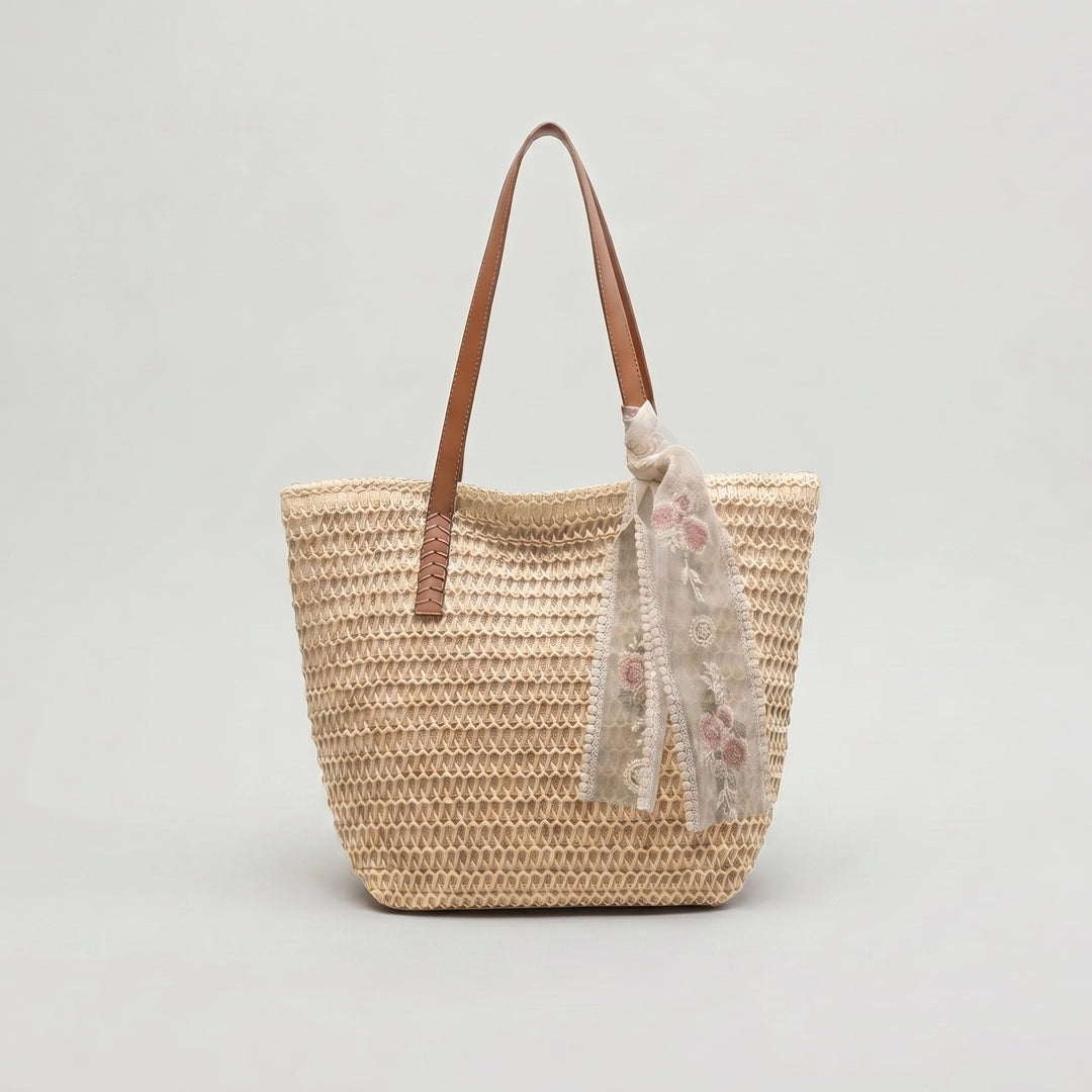 Bolso tote minimalista de rafia
